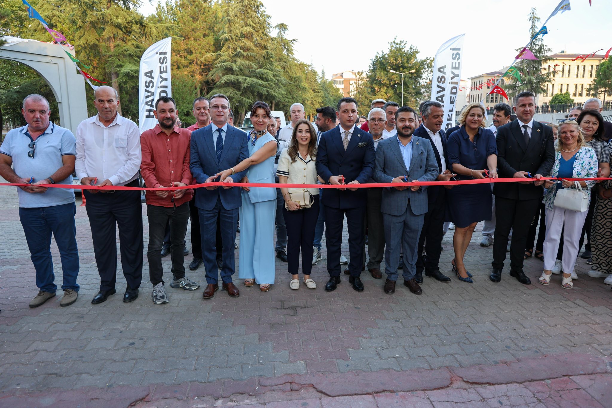 24. Tarım Aletleri ve Hayvancılık festivali büyük bir coşkuyla başladı.