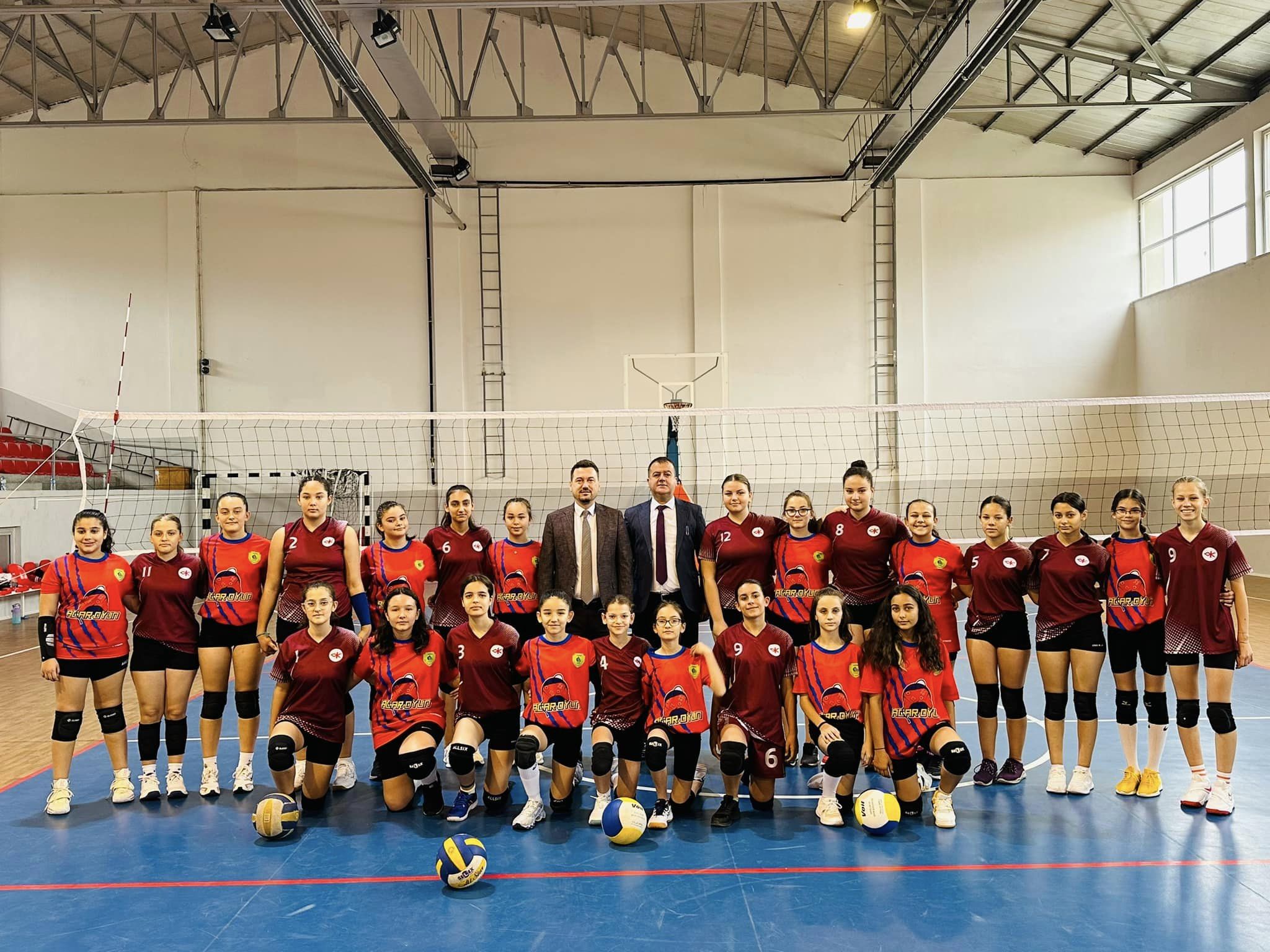 KURTULUŞ BAYRAMINDA HAVSANIN KIZ VOLEYBOLCULARI SAHAYA ÇIKTI 🏐 🥅 