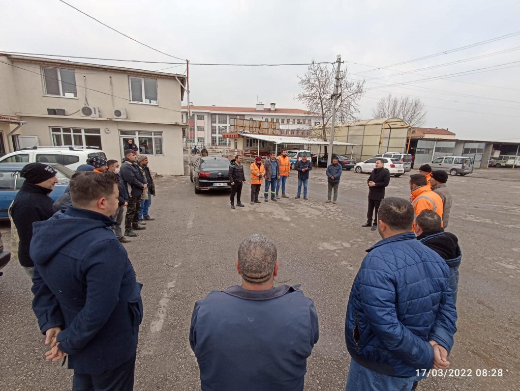 İLÇEMİZE DÜZENLİ ve KALİTELİ BELEDİYECİLİK HİZMETİNİ VEREBİLMEK İÇİN BİRİMLERİMİZ ARASI KOORDİNASYONA ve PLANLAMAYA ÖNEM VERİYORUZ