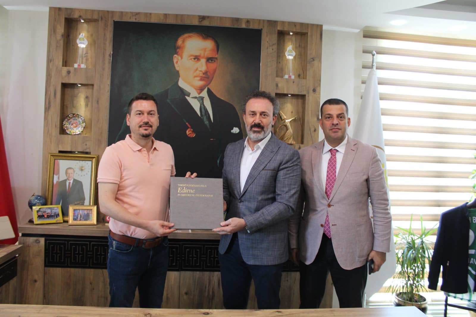 HAVSAMIZI YENİ KÜTÜPHANE ve KİTAP KAFEMİZLE TANIŞTIRMAK İÇİN SON HAZIRLIKLARIMIZI YAPIYORUZ