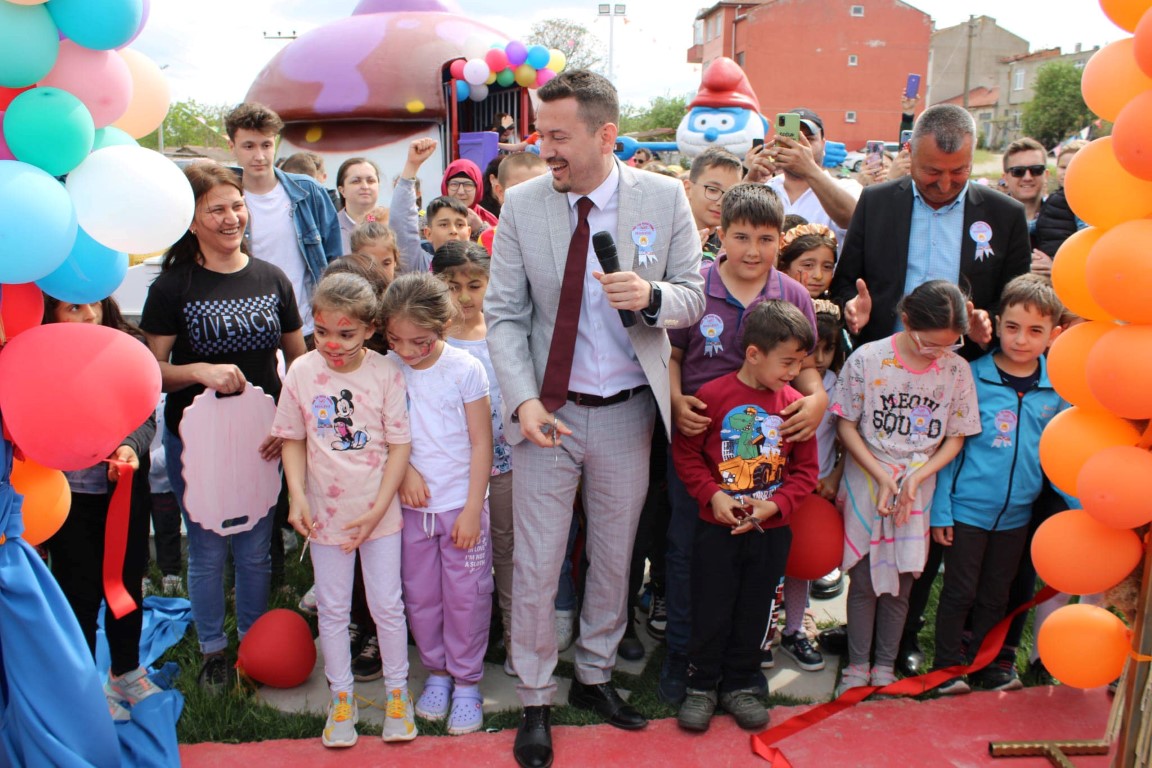 ÇOCUKLARIMIZ ve GENÇLERİMİZ  “100. YIL MASAL PARKIMIZA”  KOŞUNCA 🤹🏻🏃🏼🏃‍♂️