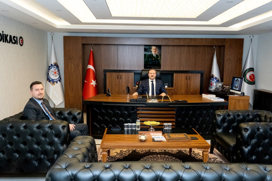  ÖZ İPLİK -İŞ SENDİKASI GENEL BAŞKANI RAFİ AY’A HAYIRLI OLSUN ZİYARETİ