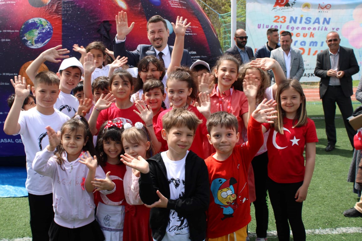 EN BÜYÜK BAYRAM BU BAYRAM  🇹🇷 YAŞA 23 NİSAN ❤️ 
