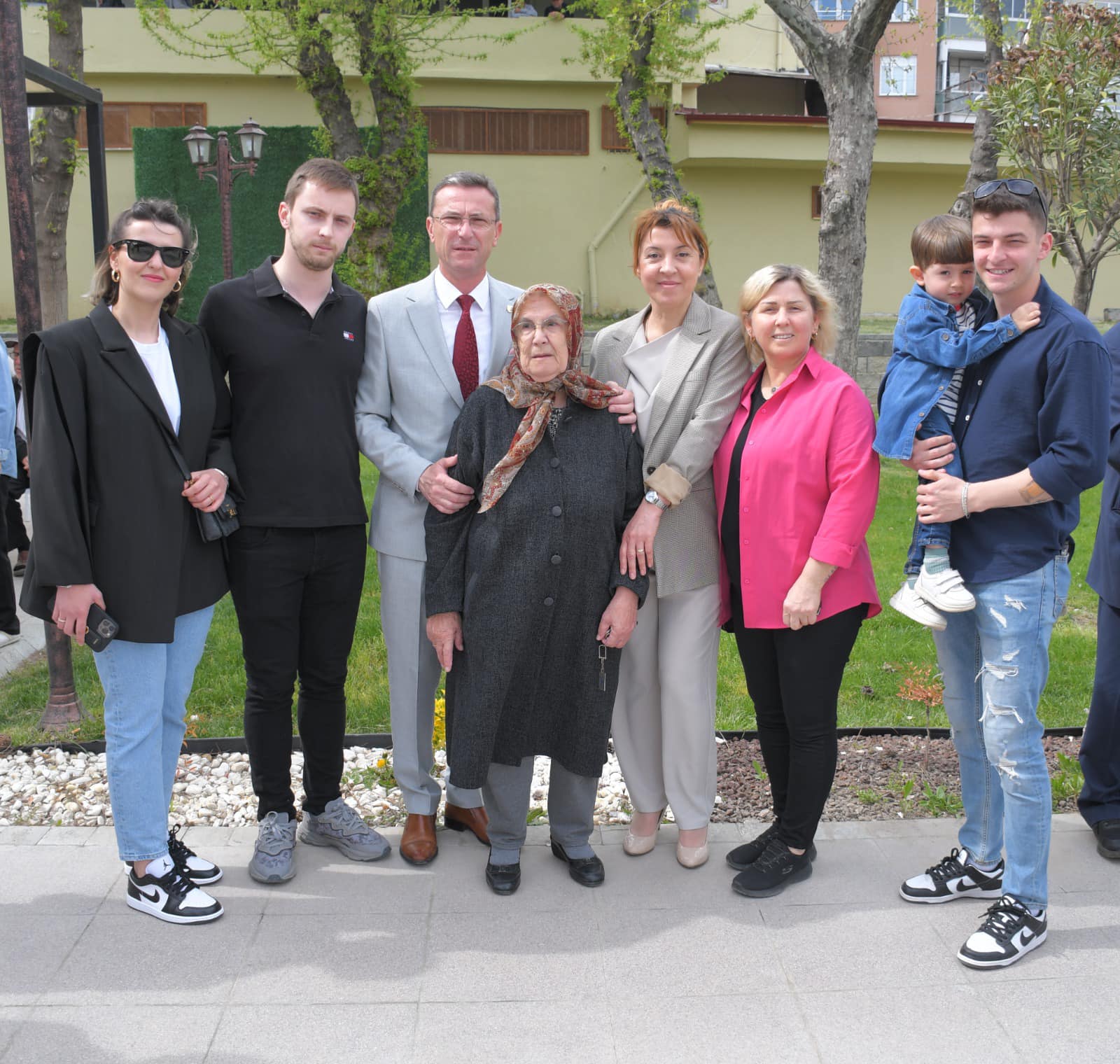 images/0cf38cda-cec7-ee82-7341-05af2a72d6fe.jpg
