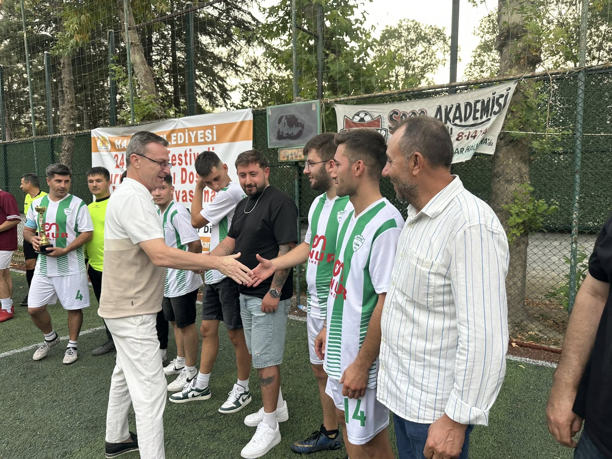 images/4aefa5f5-3a5f-cf61-5707-ebe57caf07d6.jpg