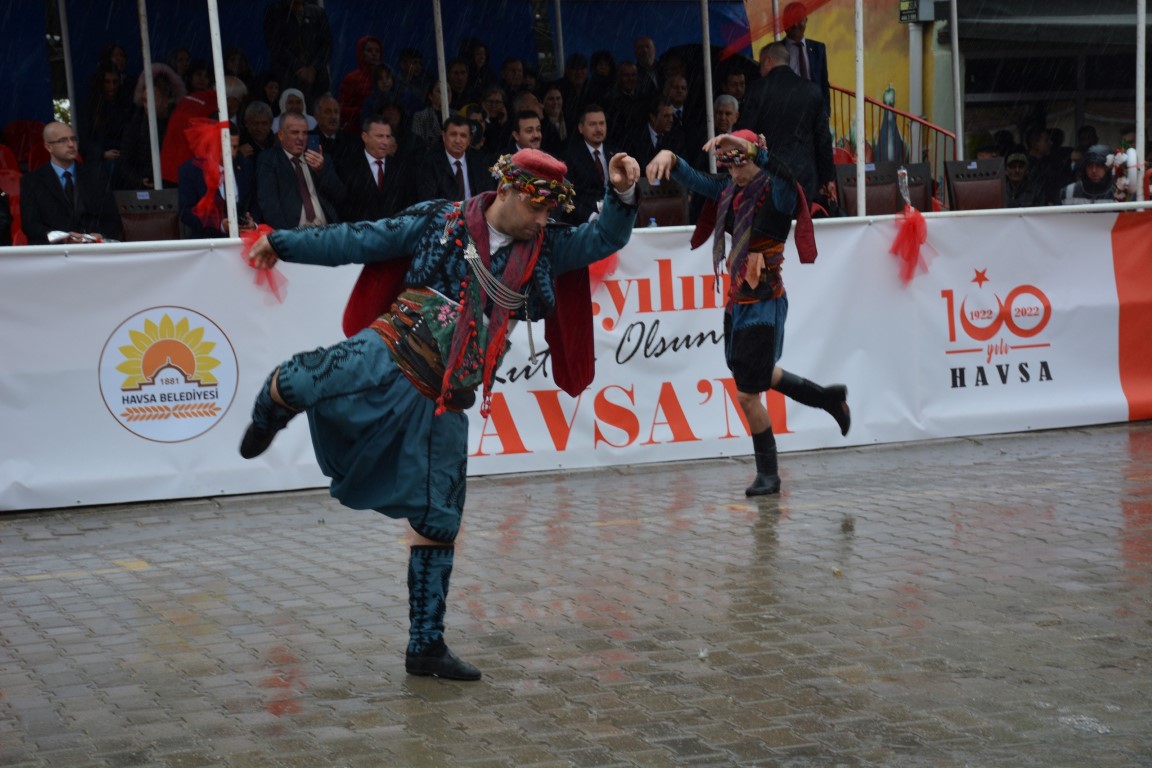 images/7c13f92a-e4f3-0962-bd8a-894884cbf69a.jpg